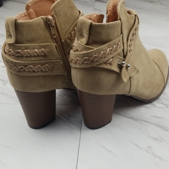 Chase + Chloe Tan Booties - Picture 7 of 9